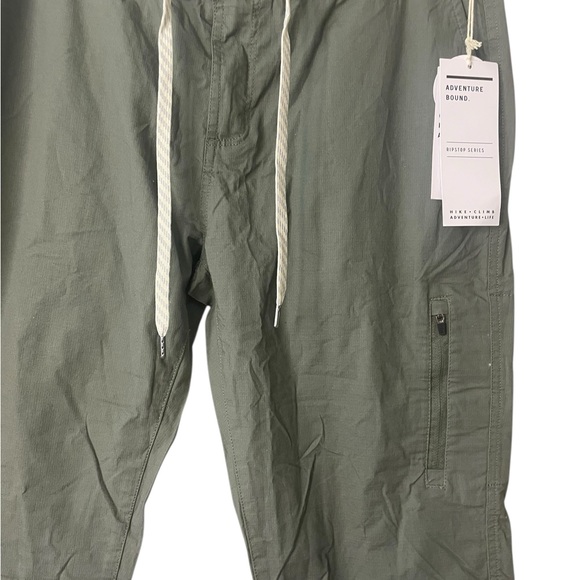 Vuori Green Ripstop Pants Five Pocket Design Womens Size Large NWT - Picture 5 of 9